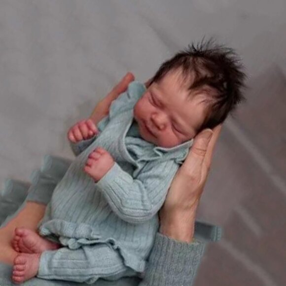 🆕18Inch Soft Silicone Vinyl Baby Dolls Green-pascale Boy with Closed Eyes - Picture 2 of 5